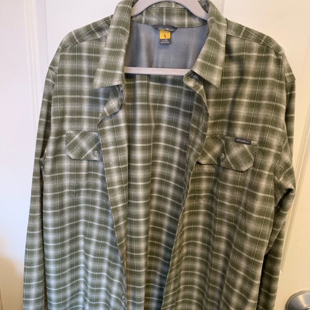 Mens Eddie Bauer flannel large green and white